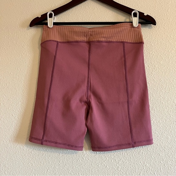 NWT For Love and Lemons Dani Biker Short Mauve pink, size Extra Small - Picture 7 of 8